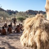 449-San-Museumsdorf-Spitzkoppe,-Namibia-Juni-Juli-2025.jpg