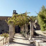 225-214-Abbaye-de-St.-Hilaire,-Südfrankreich-Sept-2018-.jpg