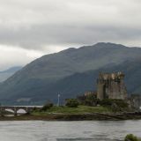 213-Eileen-Donan-Castle,-Schottland-2016.jpg